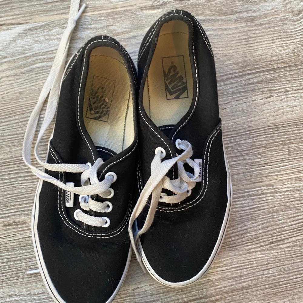 Vans - Picture 4 of 4
